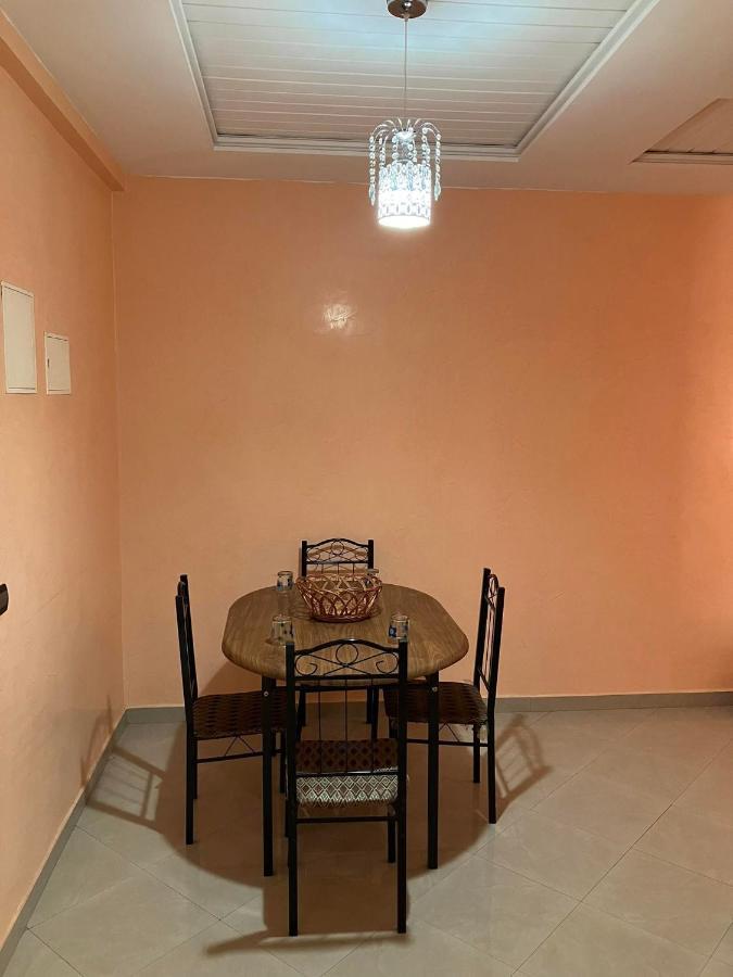 אגאדיר Bel Appartement A Proximite De La Gare Routiere מראה חיצוני תמונה
